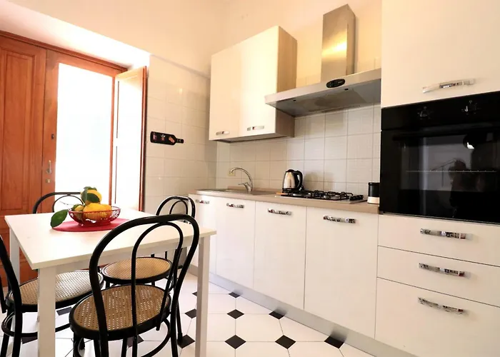 Estate4home - Hearts סורנטו